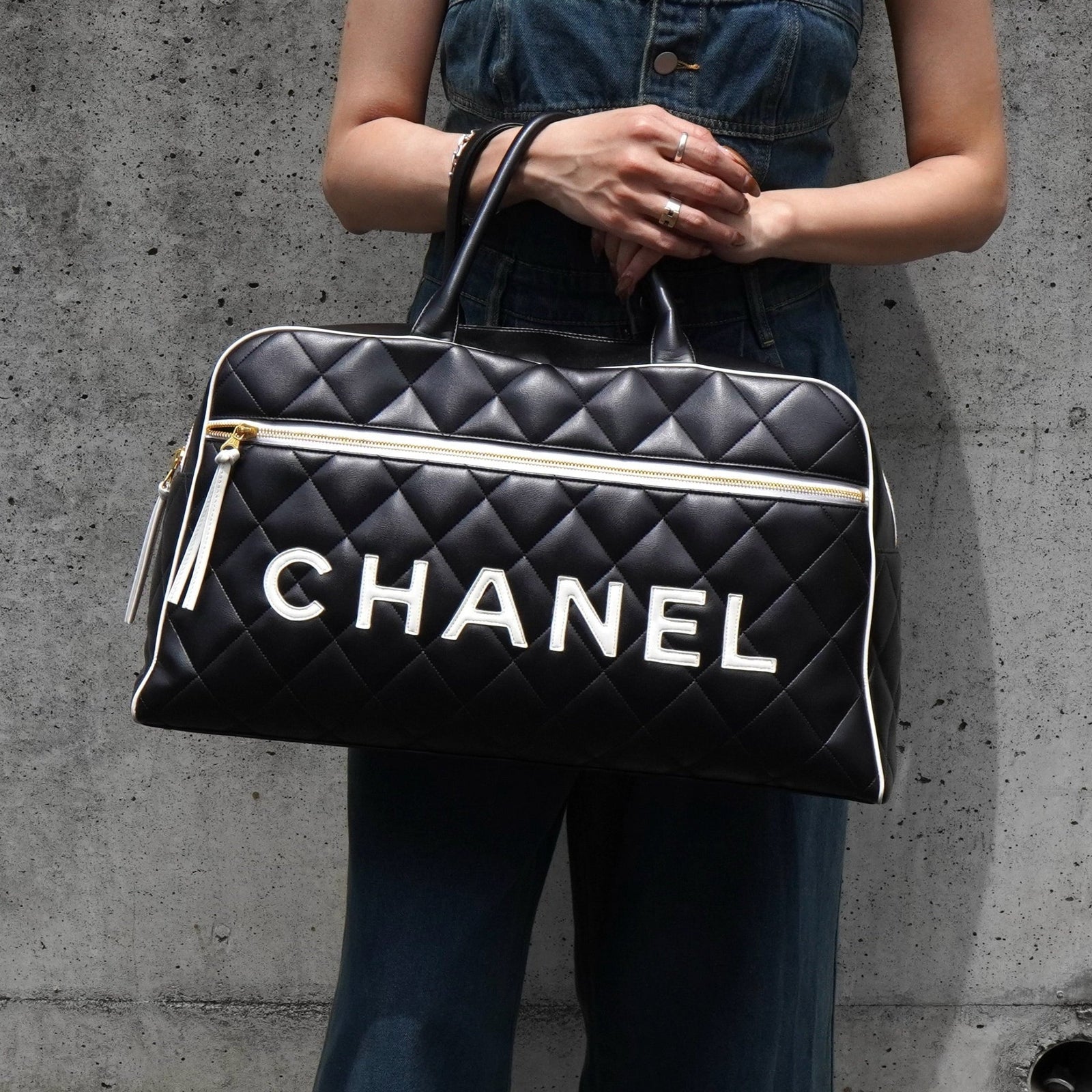 シャネル スポーツ 3番台 ロゴ マトラッセ カーフスキン ボストン