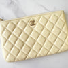 Chanel 3号Matelasse小羊皮手拿包，奶油米色