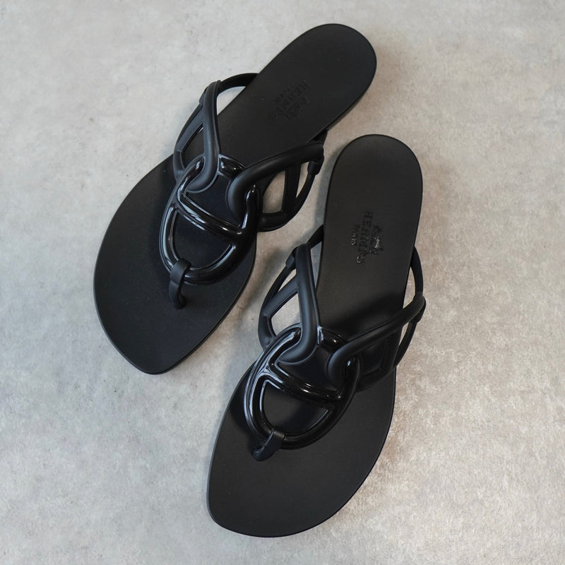 エルメス エジェリ シェーヌダンクル ラバー サンダル ブラック サイズ35 / 約22cm 箱付き - NEWSED