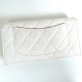 シャネル クラシック ココマーク マトラッセ キャビアスキン 長財布 ホワイト