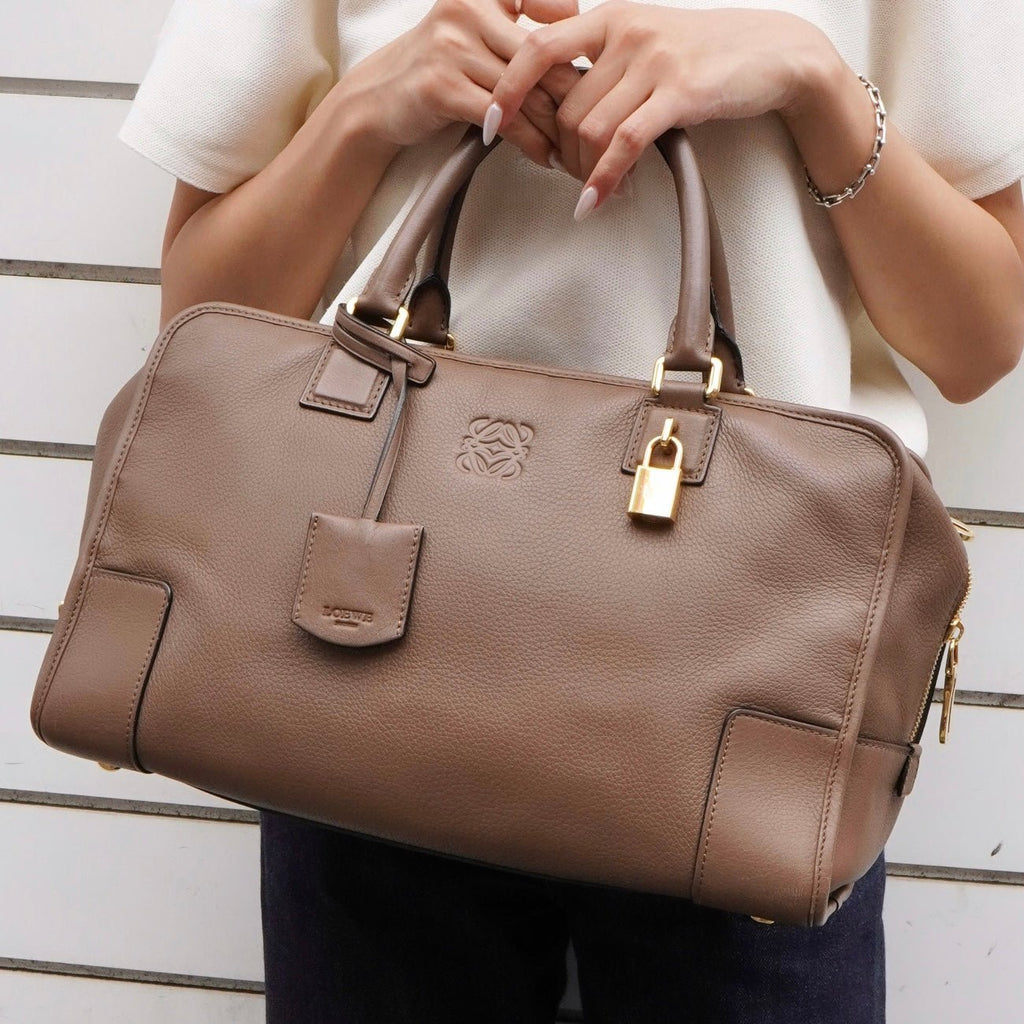 ロエベ アマソナ36 アナグラム ナッパレザー ハンドバッグ ブラウン