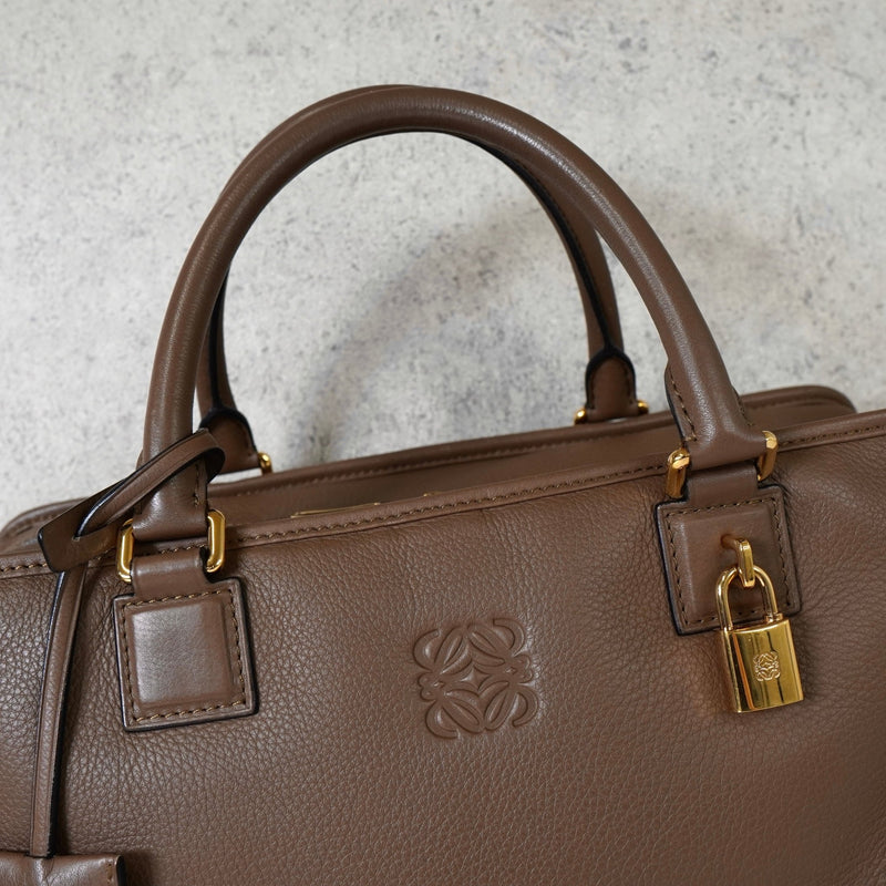 ロエベ アマソナ36 アナグラム ナッパレザー ハンドバッグ ブラウン - NEWSED