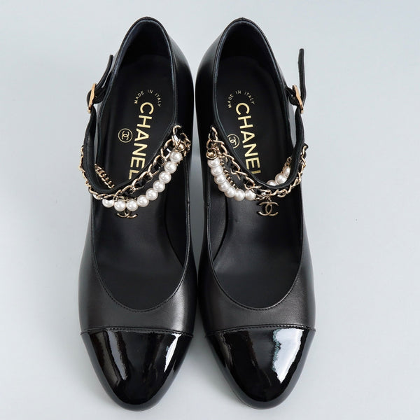 シャネル メリージェーン チェーン & パール アンクルストラップ チャンキーヒール パンプス ブラック38C / 24.0cm〜24.5cm - NEWSED
