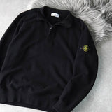 ストーンアイランド コンパスバッジ ハーフジップ ガーメントダイ スウェット ブラック メンズ