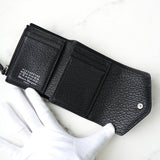 メゾン マルジェラ 4ステッチ 四つタグ レザー 三つ折り財布 コンパクトウォレット ブラック - NEWSED