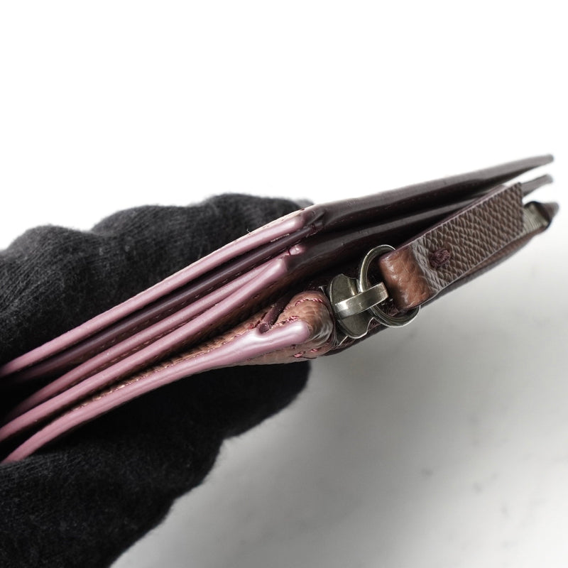 メゾン マルジェラ 4ステッチ 四つタグ レザー 二つ折り財布 コンパクトウォレット パープルブラウン - NEWSED