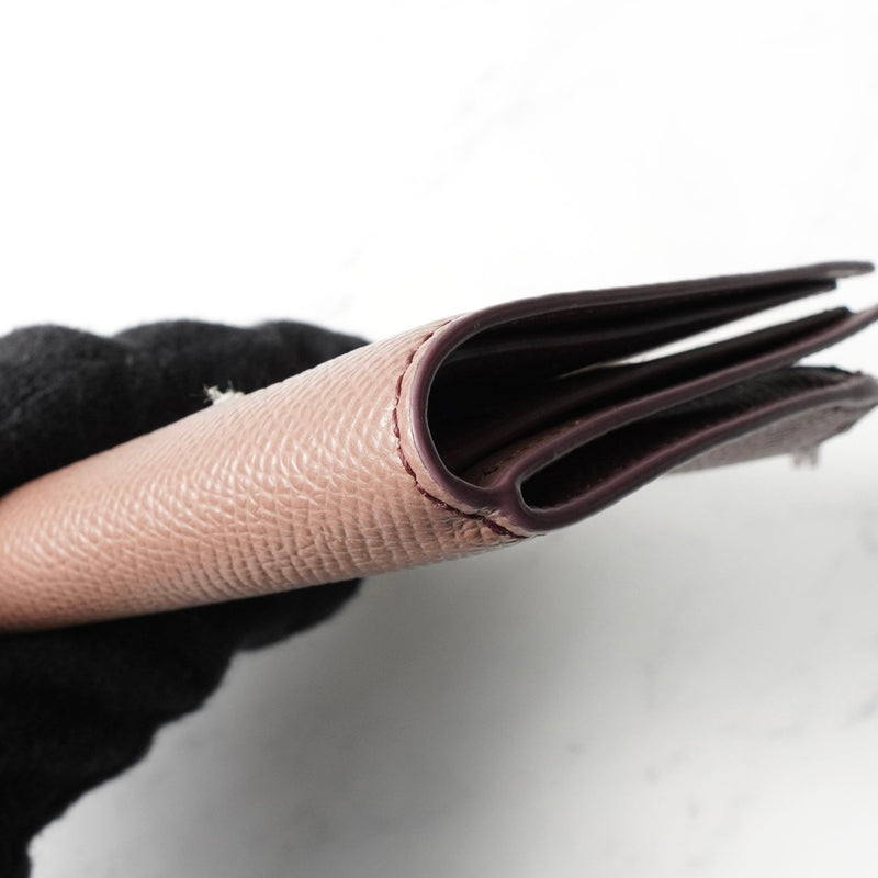 メゾン マルジェラ 4ステッチ 四つタグ レザー 二つ折り財布 コンパクトウォレット パープルブラウン - NEWSED