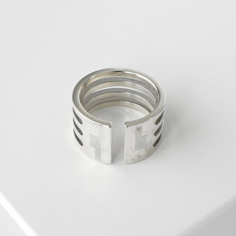 グッチ 4連 シルバー925 指輪 リング 9号 - NEWSED