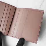 メゾン マルジェラ 4ステッチ 四つタグ レザー 二つ折り財布 コンパクトウォレット パープルブラウン - NEWSED