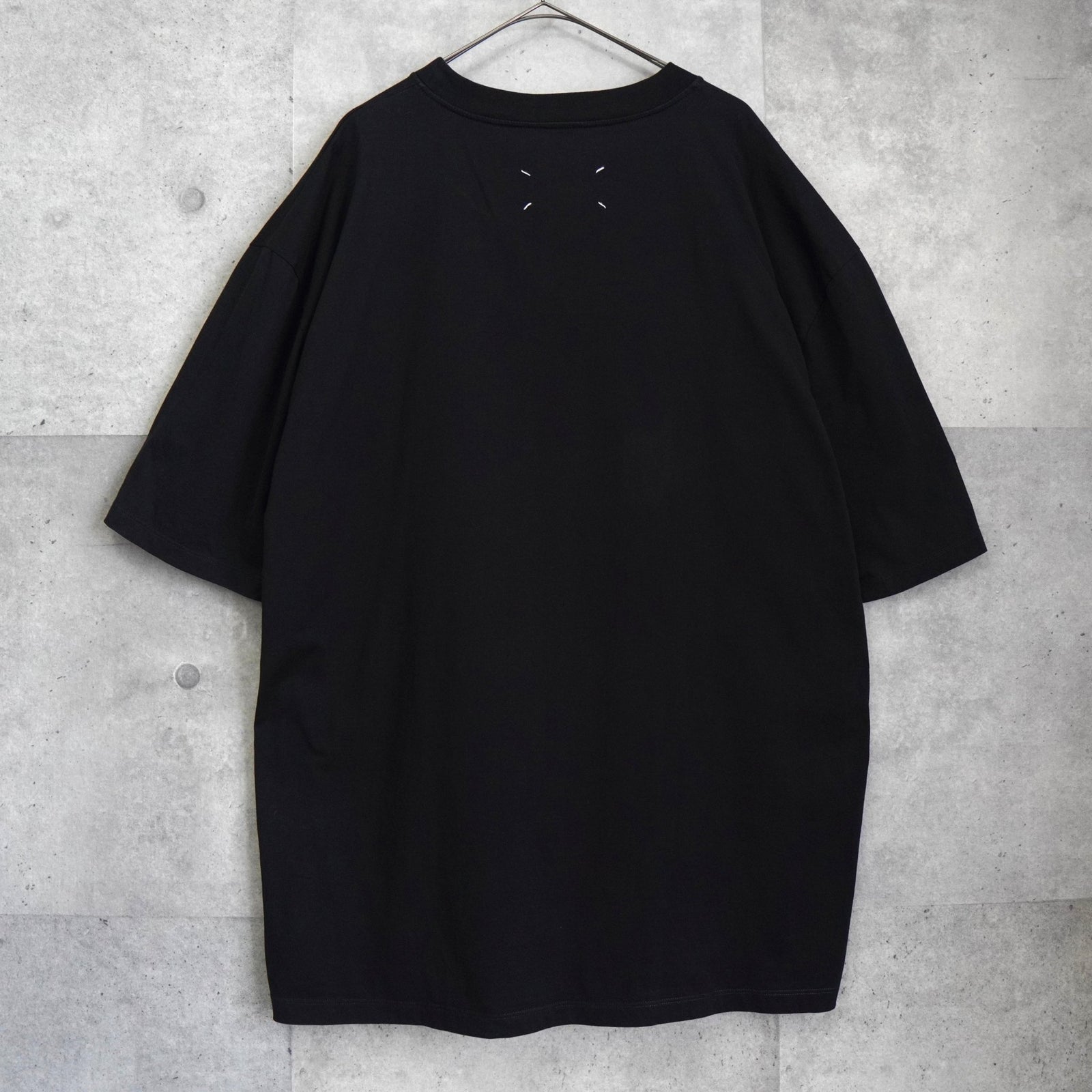 メゾンマルジェラ カレンダー ロゴ 4ステッチ Tシャツ ブラック