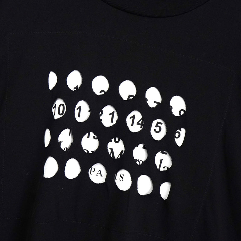 メゾンマルジェラ カレンダー ロゴ 4ステッチ Tシャツ ブラック - NEWSED