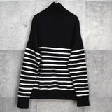 アミパリ アミ パリス ハートロゴ ボーダー タートルネック ニット ブラック / ホワイト