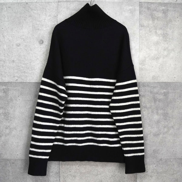 アミパリ アミ パリス ハートロゴ ボーダー タートルネック ニット ブラック / ホワイト