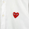 Play Comme des Garçons 白色心形徽标贴片长袖衬衫