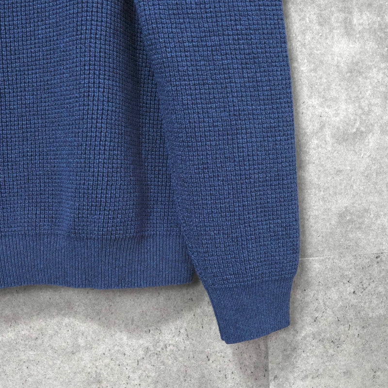 メゾン キツネ 筆記体ロゴ ワッフル ニット ブルー