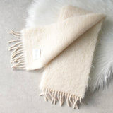 ロエベ アナグラム レザーパッチ モヘア マフラー ホワイト