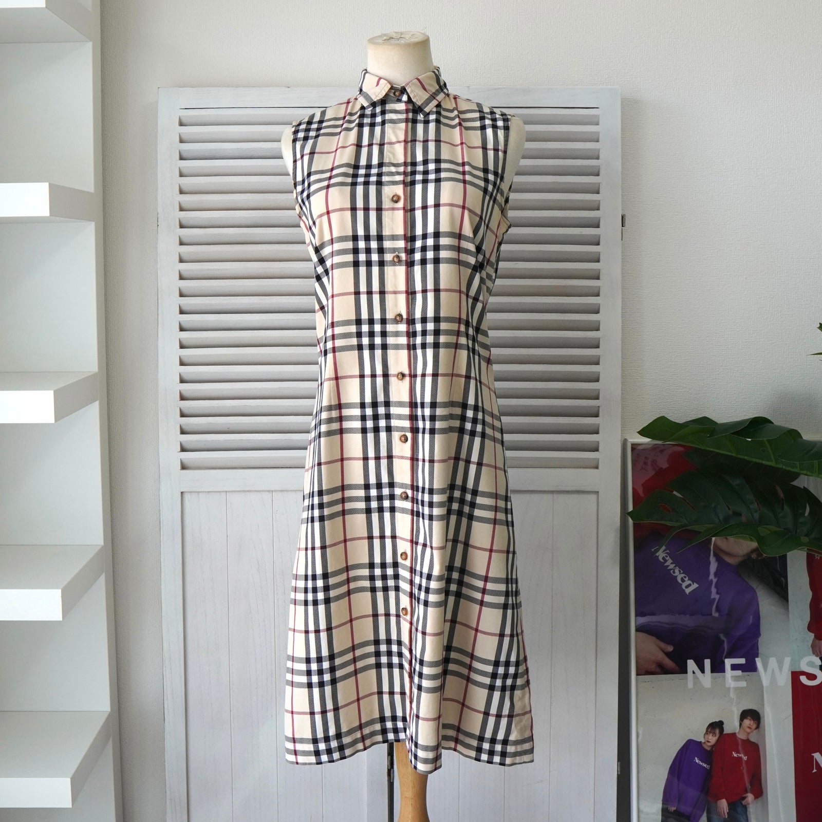 バーバリーワンピース 未使用近い 茶 ベージュ ノバチェック 襟フリル 80 BURBERRY LONDON バーバリーロンドン ノバチェックワンピース