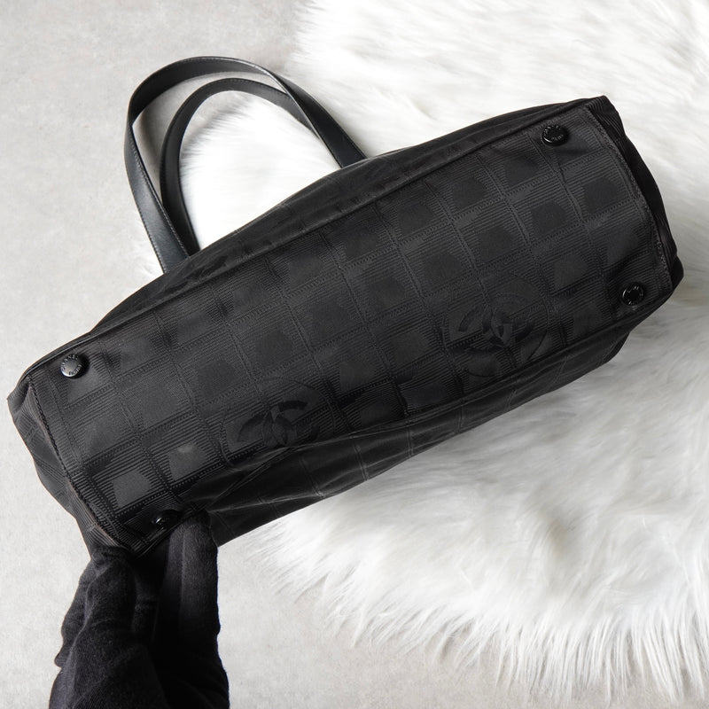 シャネル ニュートラベルライン GM トートバッグ ブラック 7桁6番台