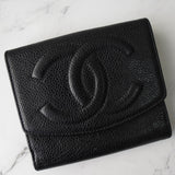 シャネル ココマーク キャビアスキン 二つ折り財布 ブラック 5番台7桁 ギャランティーカード付き - NEWSED