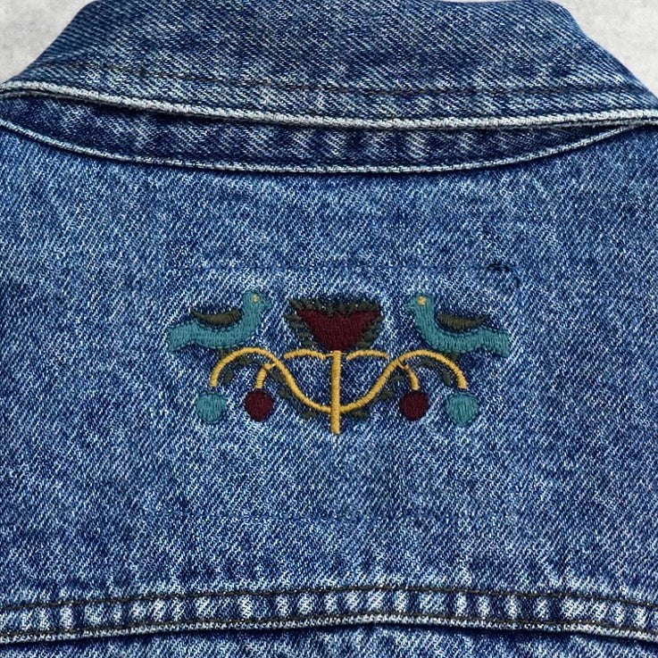 バレンティノ ジーンズ ヴィンテージ Vロゴ ボタン 刺繍 デニムジャケット ブルー