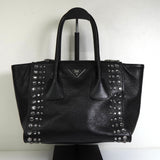 プラダ レザー ビジュー スタッズ 2way ハンドバッグ ショルダーバッグ ブラック