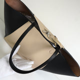 ルイ ヴィトン ロックミー カバ トートバッグ ベージュ / ブラック M42289