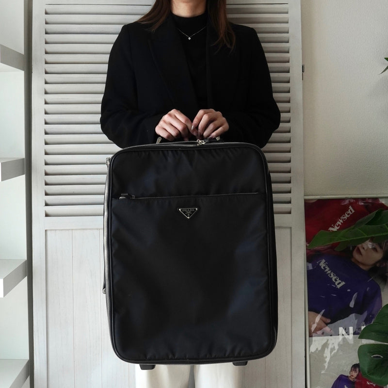 プラダ テスート ポコノ ナイロン / サフィアーノレザー トライアングルロゴ / キャリーバッグ ブラック