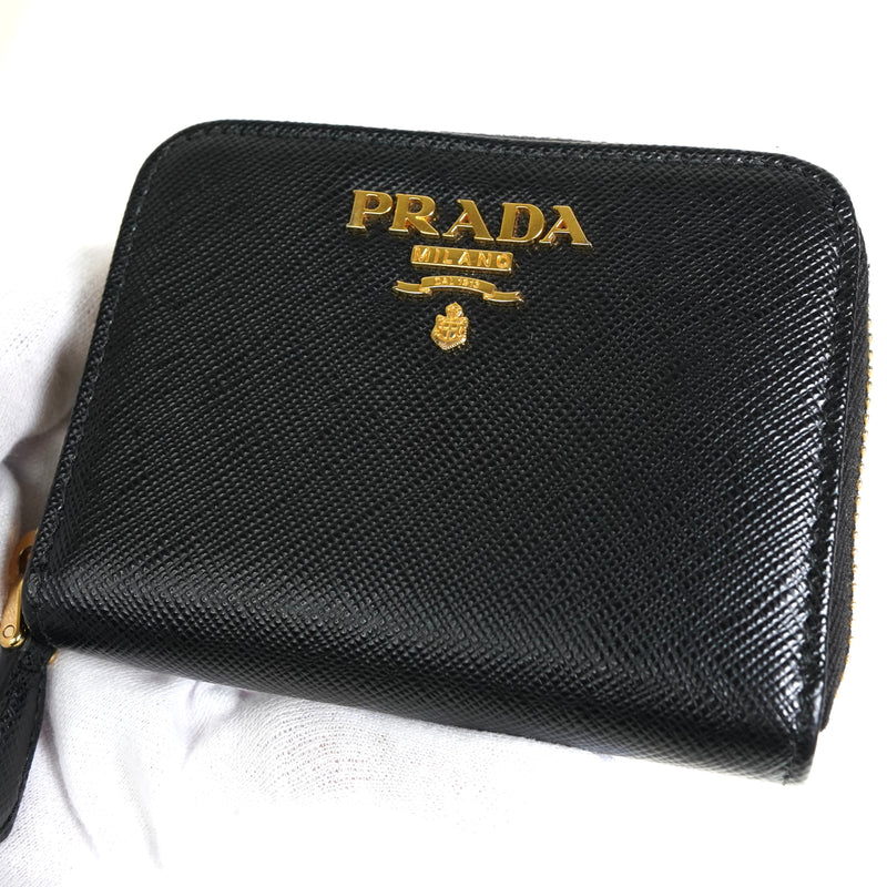 プラダ ロゴ サフィアーノ レザー コインケース ブラック