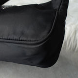 プラダ ミニ ハンドバッグ ブラック