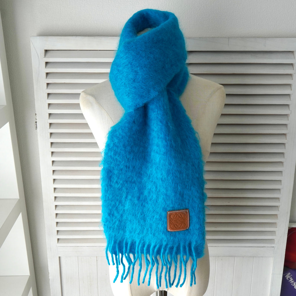 ロエベ アナグラム レザーパッチ モヘア マフラー ブルー