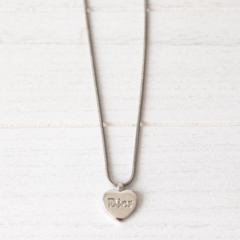 Heart Motif Silver Necklace