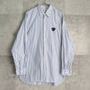 プレイ コムデギャルソン ハートロゴ ストライプ柄 長袖シャツ ブルー / ホワイト