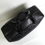 シャネル スポーツライン マトラッセ キャビアスキン ボーリングバッグ ボストンバッグ ブラック 6番台7桁 - NEWSED