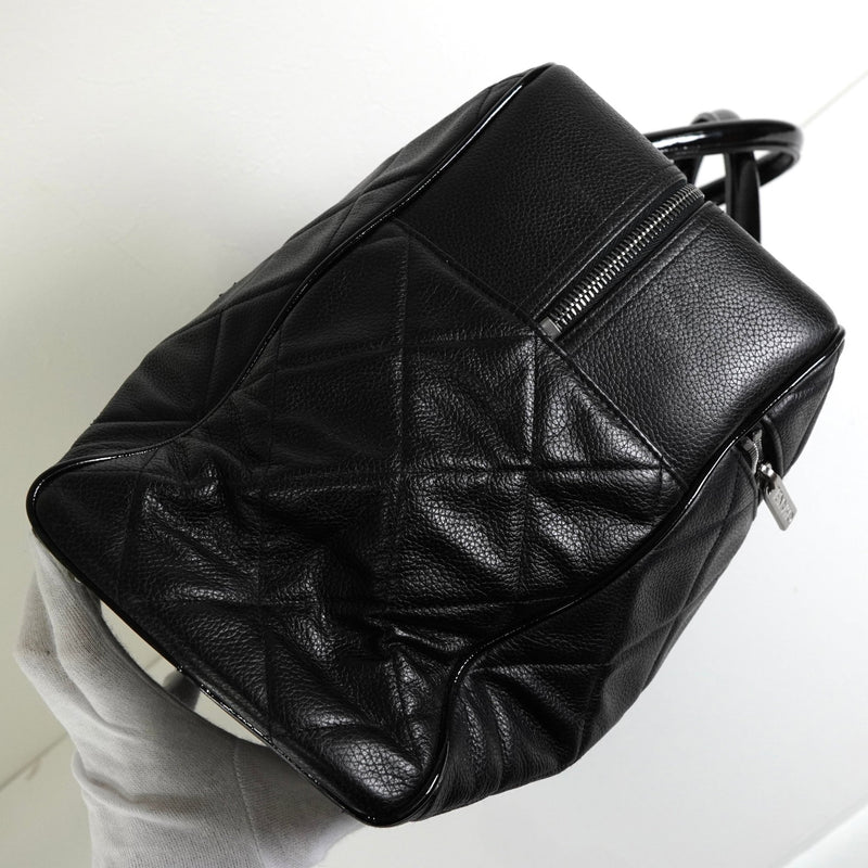 シャネル スポーツライン マトラッセ キャビアスキン ボーリングバッグ ボストンバッグ ブラック 6番台7桁 - NEWSED