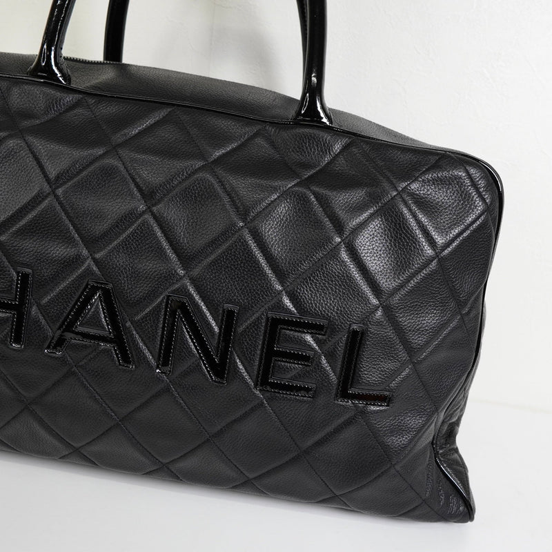 シャネル スポーツライン マトラッセ キャビアスキン ボーリングバッグ ボストンバッグ ブラック 6番台7桁 - NEWSED