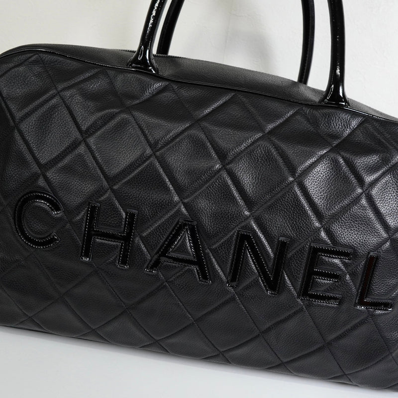 シャネル スポーツライン マトラッセ キャビアスキン ボーリングバッグ ボストンバッグ ブラック 6番台7桁 - NEWSED