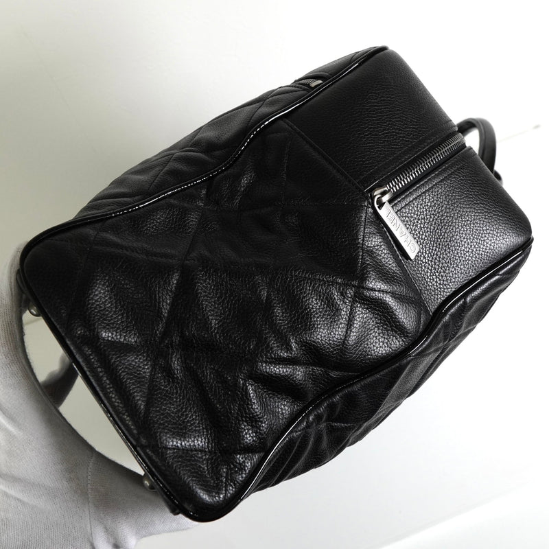 シャネル スポーツライン マトラッセ キャビアスキン ボーリングバッグ ボストンバッグ ブラック 6番台7桁 - NEWSED