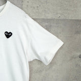 プレイ コムデギャルソン ハートロゴ Tシャツ ホワイト