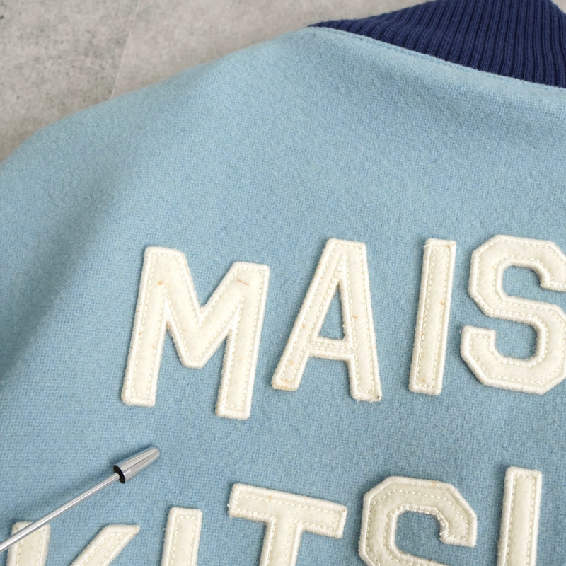 メゾン キツネ フェルトロゴ デニム切り替え ウール ブルゾン スタジャン ブルー