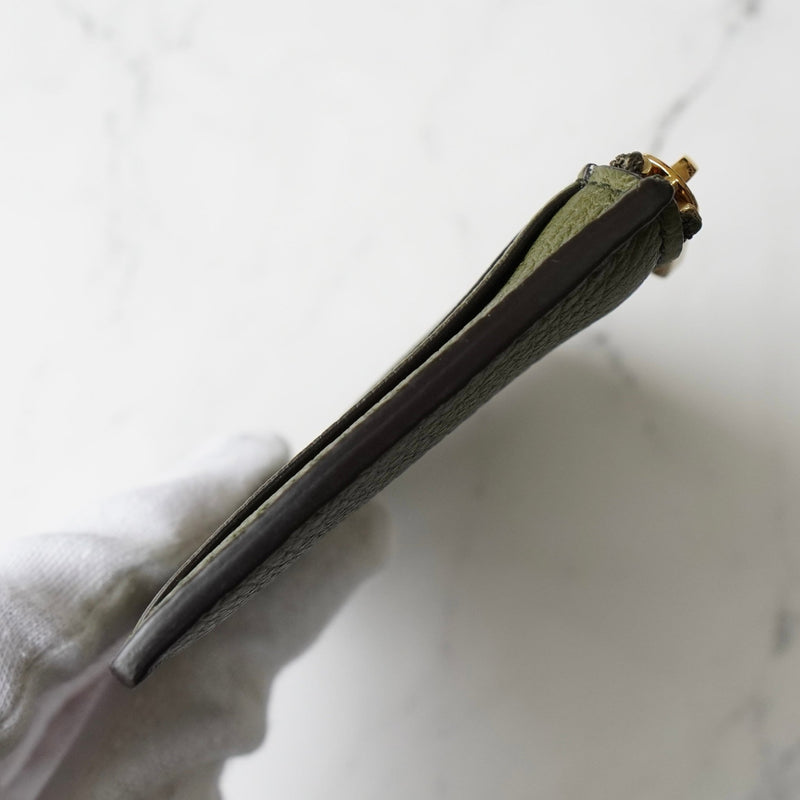 グッチ ロゴ レザー フラグメントケース カードケース パスケース カーキ 725550 - NEWSED