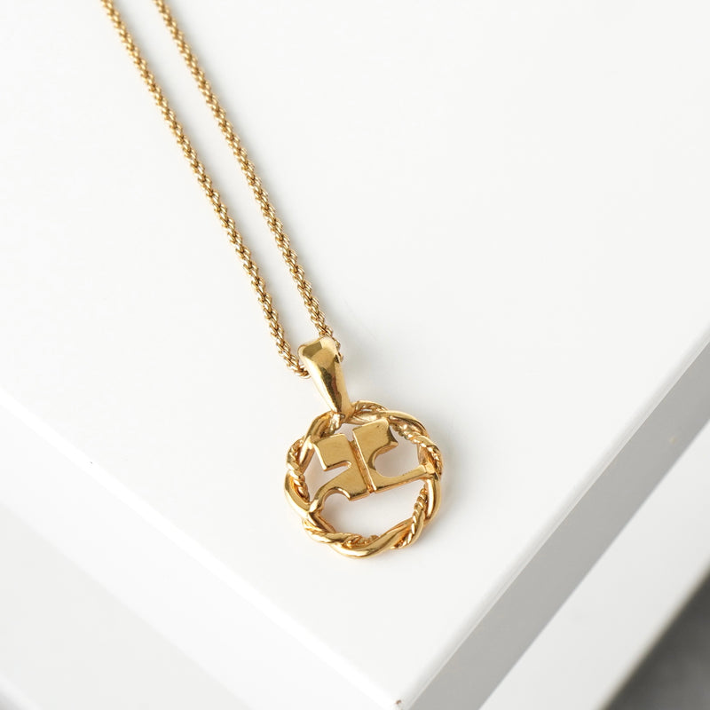 クレージュ ヴィンテージ ツイスト ロゴ ネックレス GP ゴールド