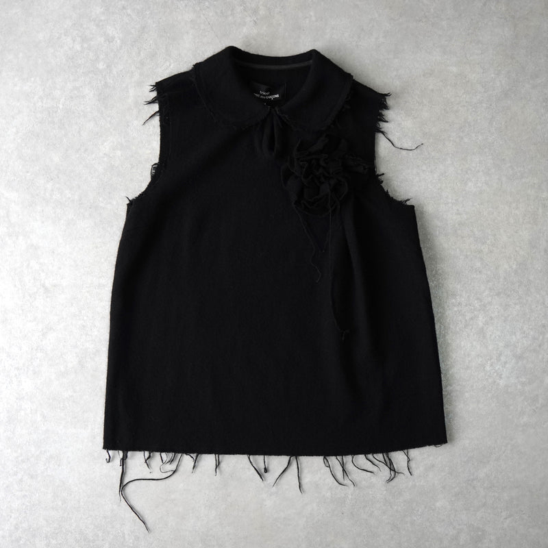 トリコ コムデギャルソン 2003年製 薔薇 装飾 カットオフ ウール ベスト レディース ブラック
