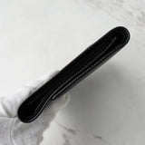 シャネル 7桁8番台 ココマーク キャビアスキン 三つ折り財布 ブラック ギャランティーカード付き - NEWSED