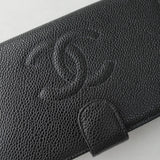 シャネル 7桁8番台 ココマーク キャビアスキン スナップボタン 二つ折り財布 ブラック ギャランティーカード付き - NEWSED