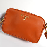 プラダ サフィアーノ レザー ミニ ショルダーバッグ ポシェット オレンジ