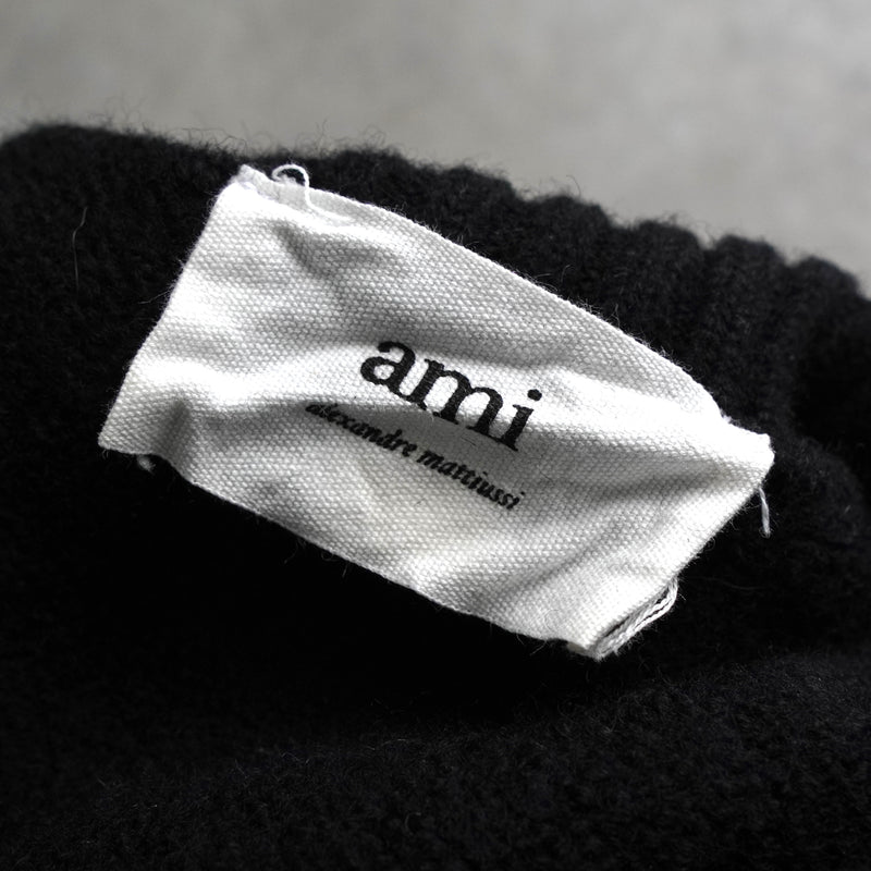 アミパリ アミ パリス ハートロゴ ボーダー タートルネック ニット ブラック / ホワイト