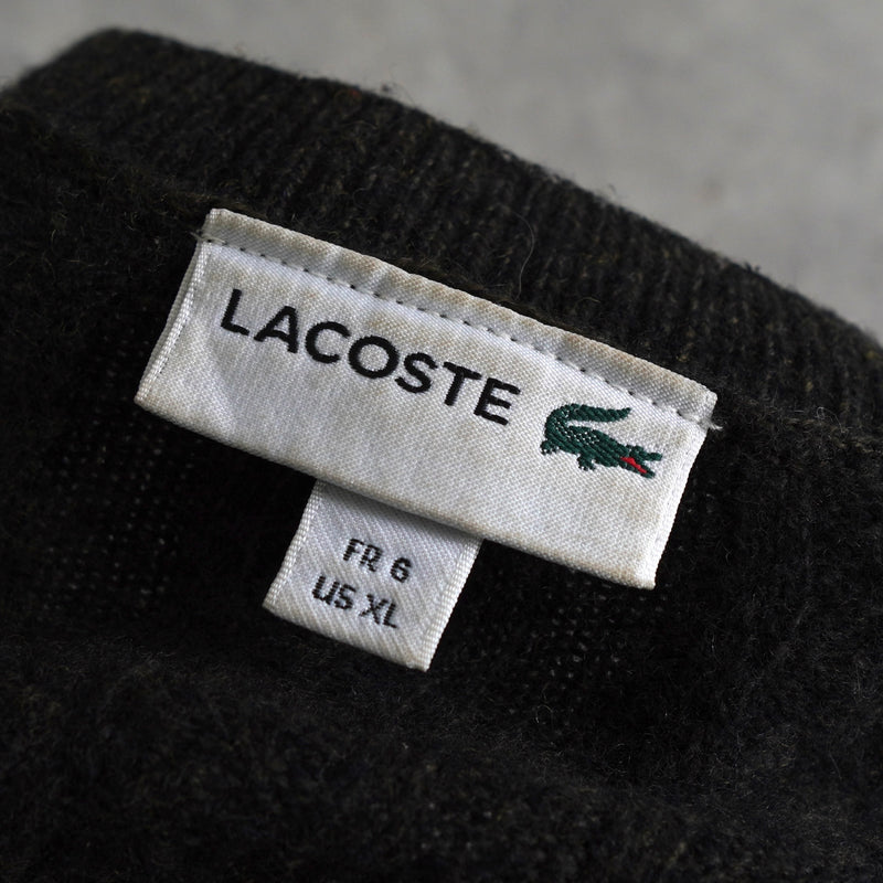 ラコステ ロゴパッチ ケーブル編み ニット ブラック