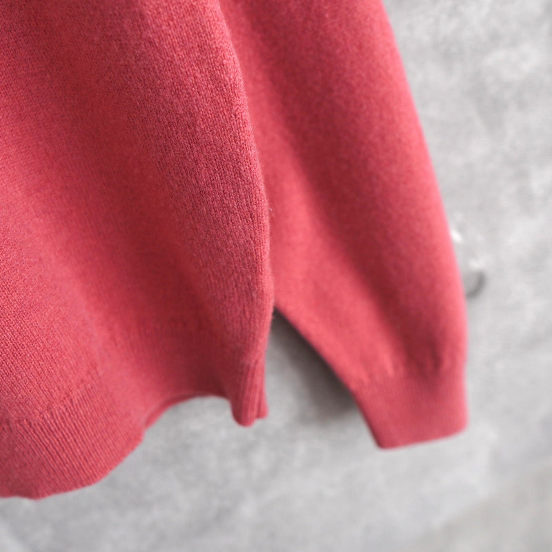 80's〜90's｜Logo Embroidery Mock - neck Sweater｜Made in England - NEWSED