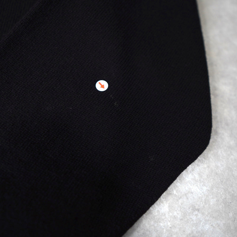 80's〜90's｜Logo Embroidery V - neck Sweater｜Made in England - NEWSED