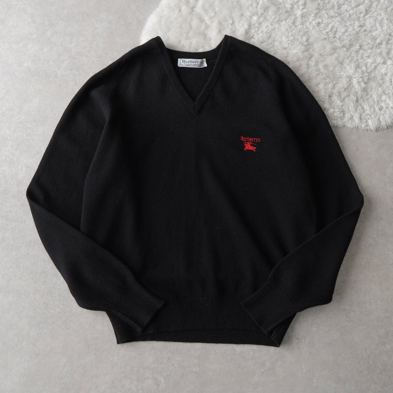 80's〜90's｜Logo Embroidery V - neck Sweater｜Made in Scotland - NEWSED